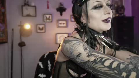   SANIA  online show from 04-15-26, 07:58