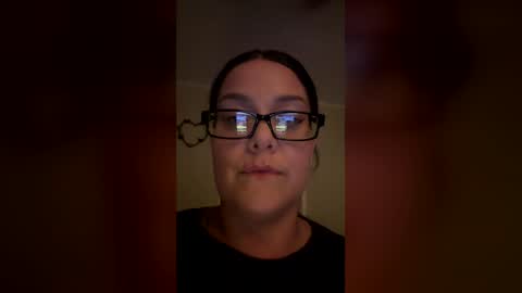 Snapshot of insatiable_____ chatting on 06-14-26, 10:17 insatiable_____ online show from 06-14-26, 10:17