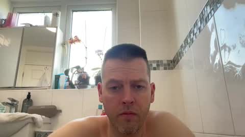 InterestedHun online show from 04-12-26, 02:00