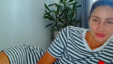 Snapshot of irina9793 chatting on 07-08-26, 06:07 irina online show from 07-08-26, 06:07
