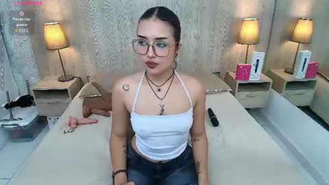Snapshot of iris_gomez chatting on 07-14-26, 02:05 Iris online show from 07-14-26, 02:05
