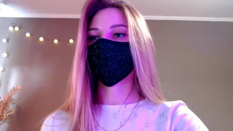 Lily online show from 05-02-26, 02:44