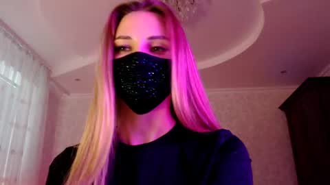 Lily online show from 06-16-26, 05:59