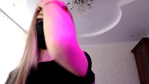 Lily online show from 07-22-26, 02:31