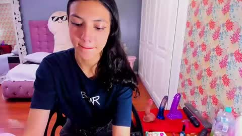 Iris online show from 03-03-25, 02:15