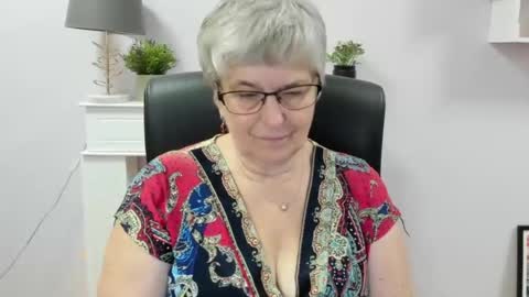 I R I S online show from 07-07-26, 08:07
