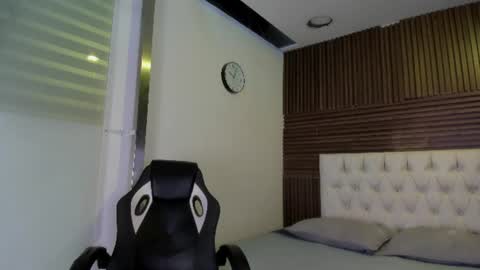 Iris Fyre  online show from 06-22-26, 12:24