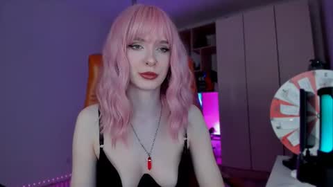 Miss Iris Fansly Miss Iris new inst.  online show from 07-07-26, 04:33