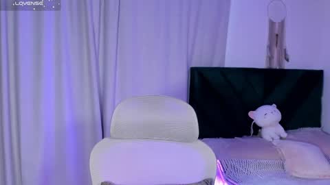 Iris Moira  online show from 04-29-26, 11:36