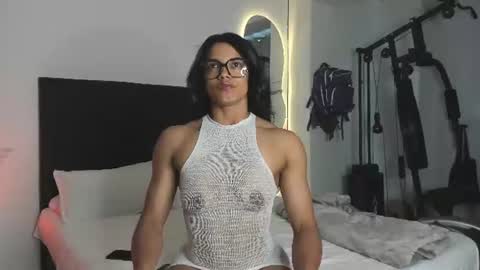 Snapshot of irismuscle chatting on 07-16-26, 07:09 irismuscle online show from 07-16-26, 07:09