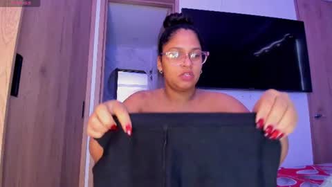 Snapshot of iriss_25 chatting on 06-18-26, 11:58 iris online show from 06-18-26, 11:58