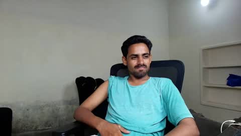 Snapshot of ironcharm4455 chatting on 07-10-26, 06:10 Naveed online show from 07-10-26, 06:10