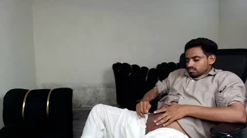 Snapshot of ironcharm4455 chatting on 07-11-26, 06:10 Naveed online show from 07-11-26, 06:10