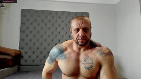 ironhulk22 online show from 05-16-26, 10:47