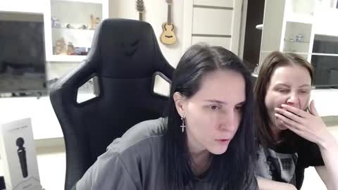 Snapshot of irwi_tomboy chatting on 02-25-25, 03:42 Irwi Tomboy online show from 02-25-25, 03:42