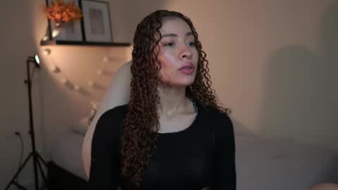 isa_____ online show from 02-11-26, 02:49