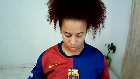 Snapshot of isa_bellaxx23 chatting on 07-02-26, 04:07 isa_bellaxx23 online show from 07-02-26, 04:07