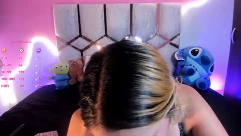 Snapshot of isa_klein chatting on 07-20-26, 10:39 isa_klein online show from 07-20-26, 10:39