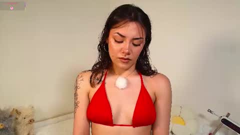 Snapshot of isa_laurentt chatting on 06-26-26, 01:32 Isabella Laurentt online show from 06-26-26, 01:32