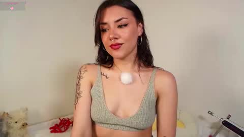 Snapshot of isa_laurentt chatting on 07-10-26, 05:59 Isabella Laurentt online show from 07-10-26, 05:59
