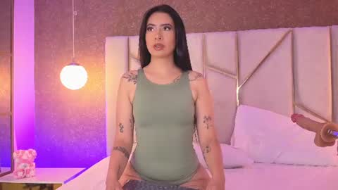 Snapshot of isa_roses chatting on 07-18-26, 07:28 isa online show from 07-18-26, 07:28