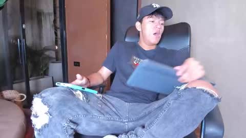 isaac_grimm online show from 02-01-26, 03:16