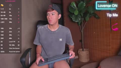 isaac_grimm online show from 03-29-26, 03:39