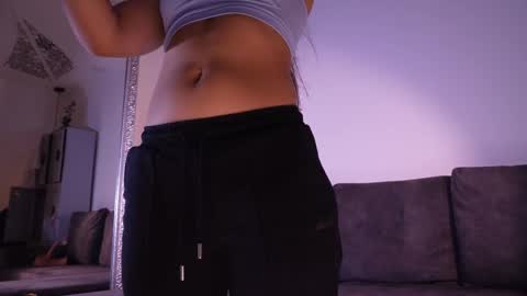 Isabela online show from 05-20-26, 11:49