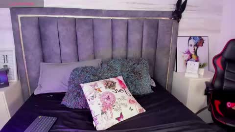 isabella Fox online show from 02-02-25, 03:21