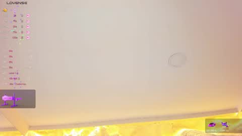 Snapshot of isabella_daniell chatting on 02-20-26, 06:26 Isa online show from 02-20-26, 06:26