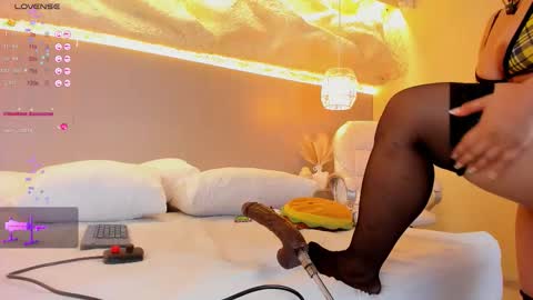 Snapshot of isabella_daniell chatting on 03-04-26, 03:56 Isa online show from 03-04-26, 03:56