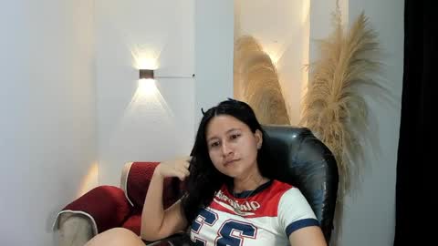 Isabella online show from 05-06-26, 04:41