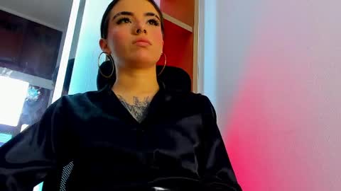 ISABELLA online show from 05-29-26, 06:39