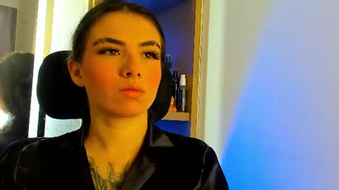 ISABELLA online show from 06-22-26, 07:00