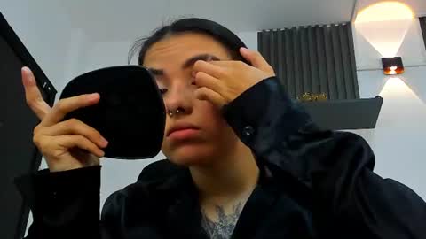 ISABELLA online show from 07-18-26, 01:59