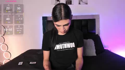 Snapshot of isabella_moon9 chatting on 07-10-26, 11:57 Isabella Moon9 online show from 07-10-26, 11:57