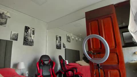 Isabella Nowa online show from 01-31-26, 08:29