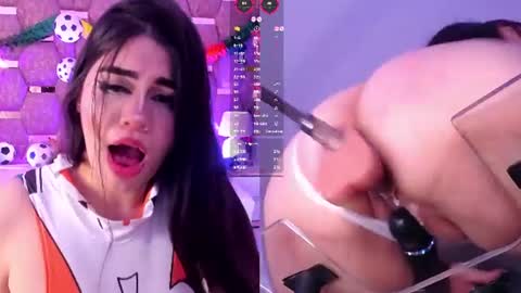 Snapshot of isabellablow chatting on 06-23-26, 02:04 isabellablow online show from 06-23-26, 02:04