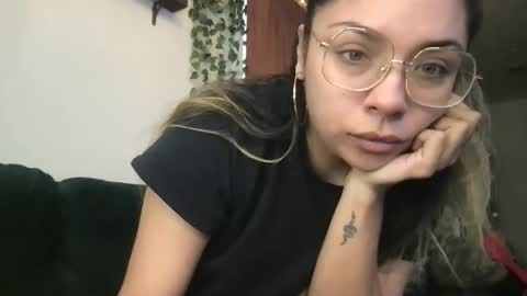 Snapshot of isabellaelizabeth chatting on 04-19-26, 07:05 isabellaelizabeth online show from 04-19-26, 07:05