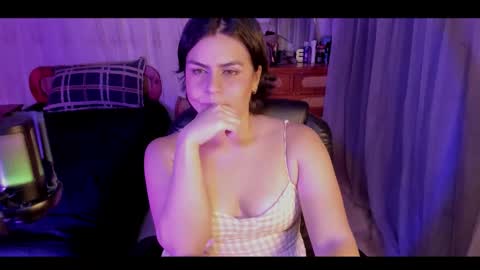 Snapshot of isabellapornnn chatting on 03-13-26, 04:19 Isabella online show from 03-13-26, 04:19