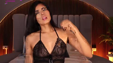 Snapshot of isabellax21 chatting on 04-26-26, 04:21 Isa online show from 04-26-26, 04:21