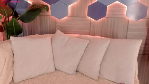 Snapshot of isabellestorm chatting on 06-29-26, 03:46 online show from 06-29-26, 03:46