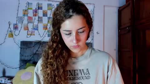 Isabela  online show from 02-10-26, 05:00