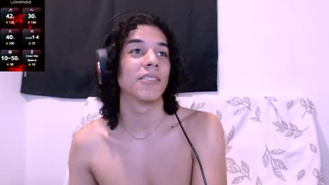 Snapshot of isidroglasc chatting on 06-05-26, 11:54 Isidro online show from 06-05-26, 11:54