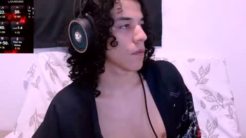 Snapshot of isidroglasc chatting on 07-07-26, 11:20 Isidro online show from 07-07-26, 11:20