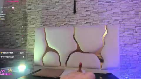 isis_tay1 online show from 07-14-26, 10:21