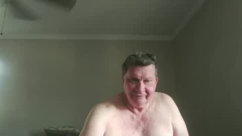 island625103 online show from 09-14-25, 04:17