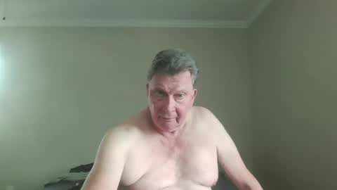 island625103 online show from 10-07-25, 06:27