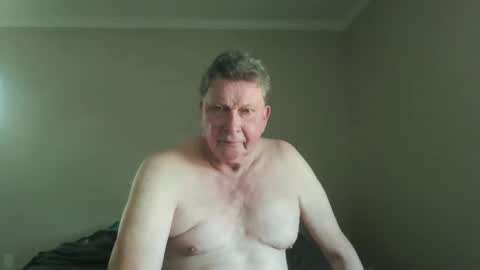 island625103 online show from 10-23-25, 08:18