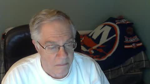 islesman22 online show from 05-10-26, 01:55